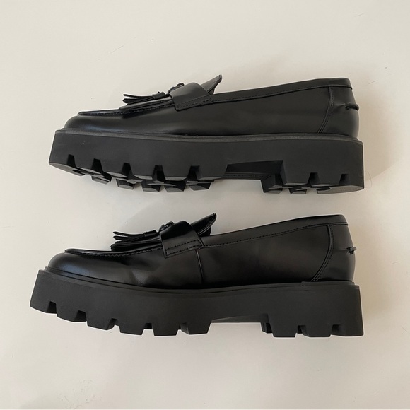 Franco Sarto Women’s Bersa Slip On Loafer in Black Leather with Tassel, Size 6.5 - Picture 10 of 15